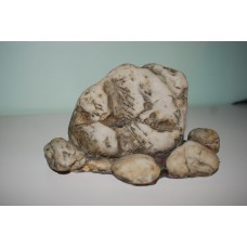 Aquarium Stone Rock Effect Ornament 21 x 13 x 11 cms