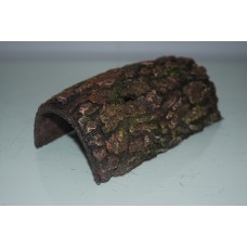 Detailed Tree Bark Tunnel And Shelter 20 x 12 x 7 cms