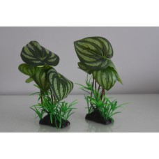 Aquarium 2 x Red / Green Silk Fern Type Plastic Plants with Weighted Base 7 x 4 x 18 cms